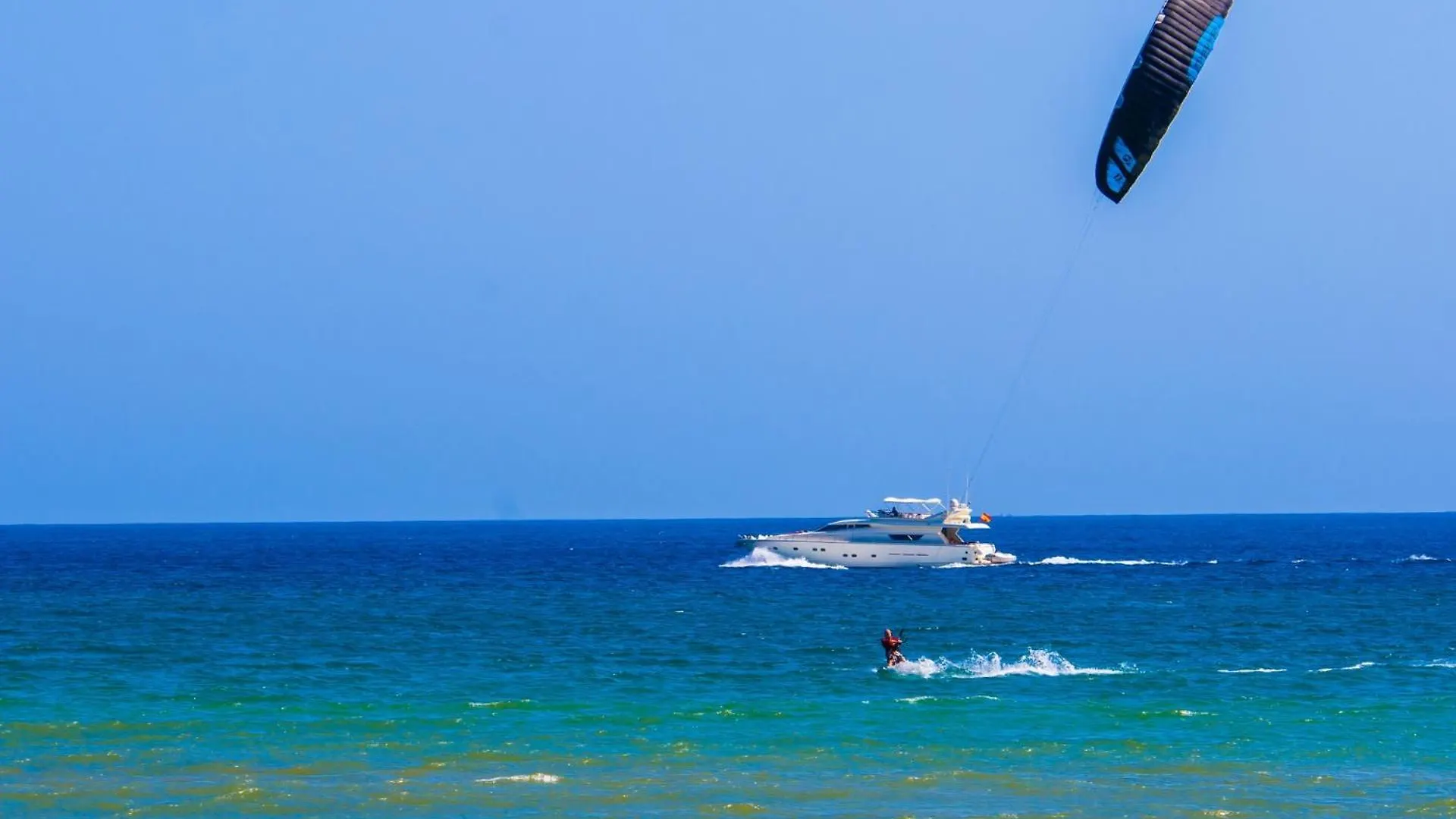 H814 Hercules Estudio. Vistas Al Mar. Perfecta Ubicacion. Benalmadena 0*,