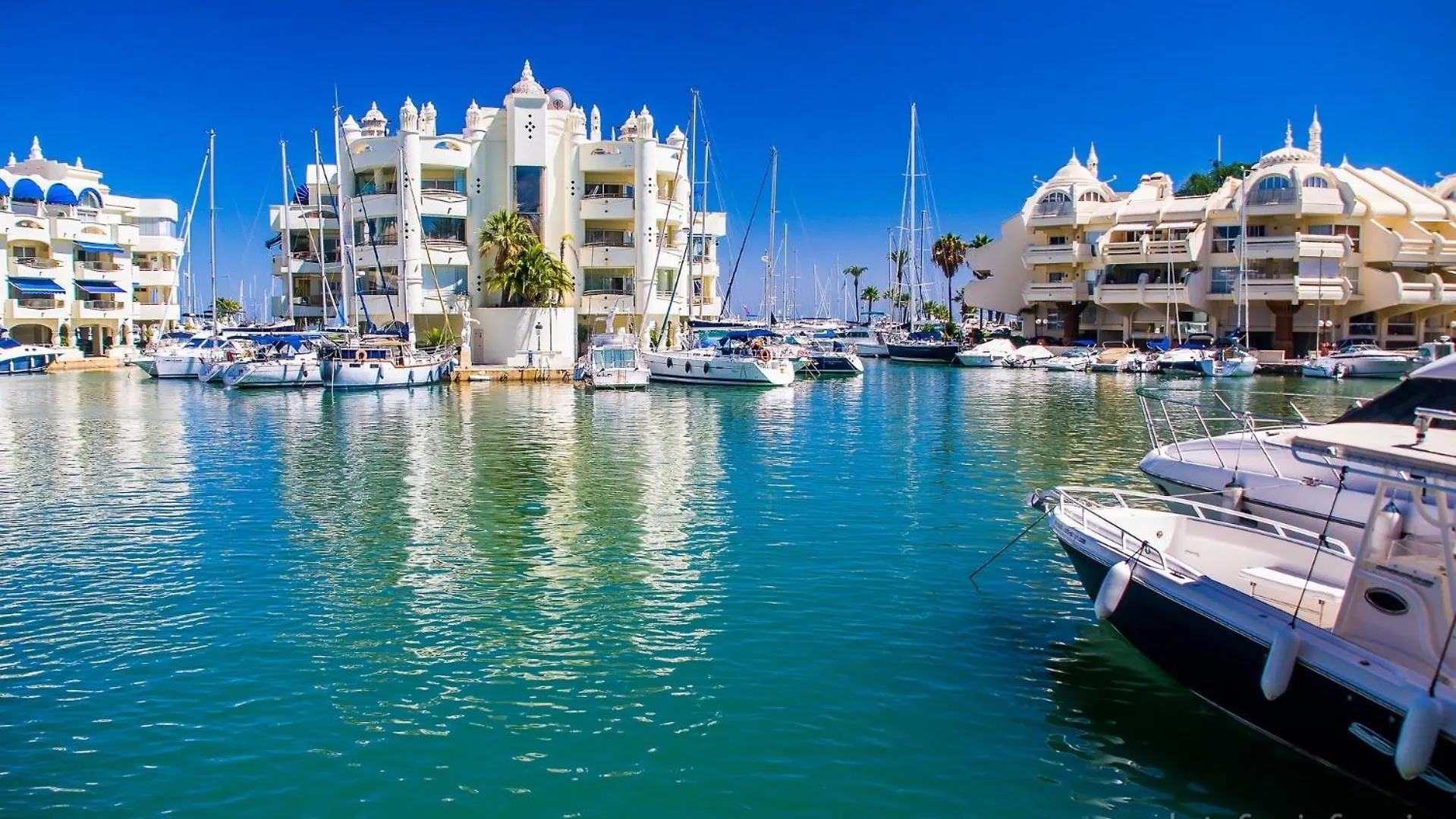 Apartment H814 Hercules Estudio. Vistas Al Mar. Perfecta Ubicacion. Benalmadena
