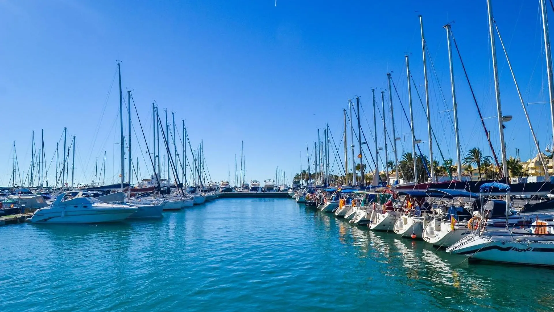 H814 Hercules Estudio. Vistas Al Mar. Perfecta Ubicacion. Benalmadena 0*,  Spain